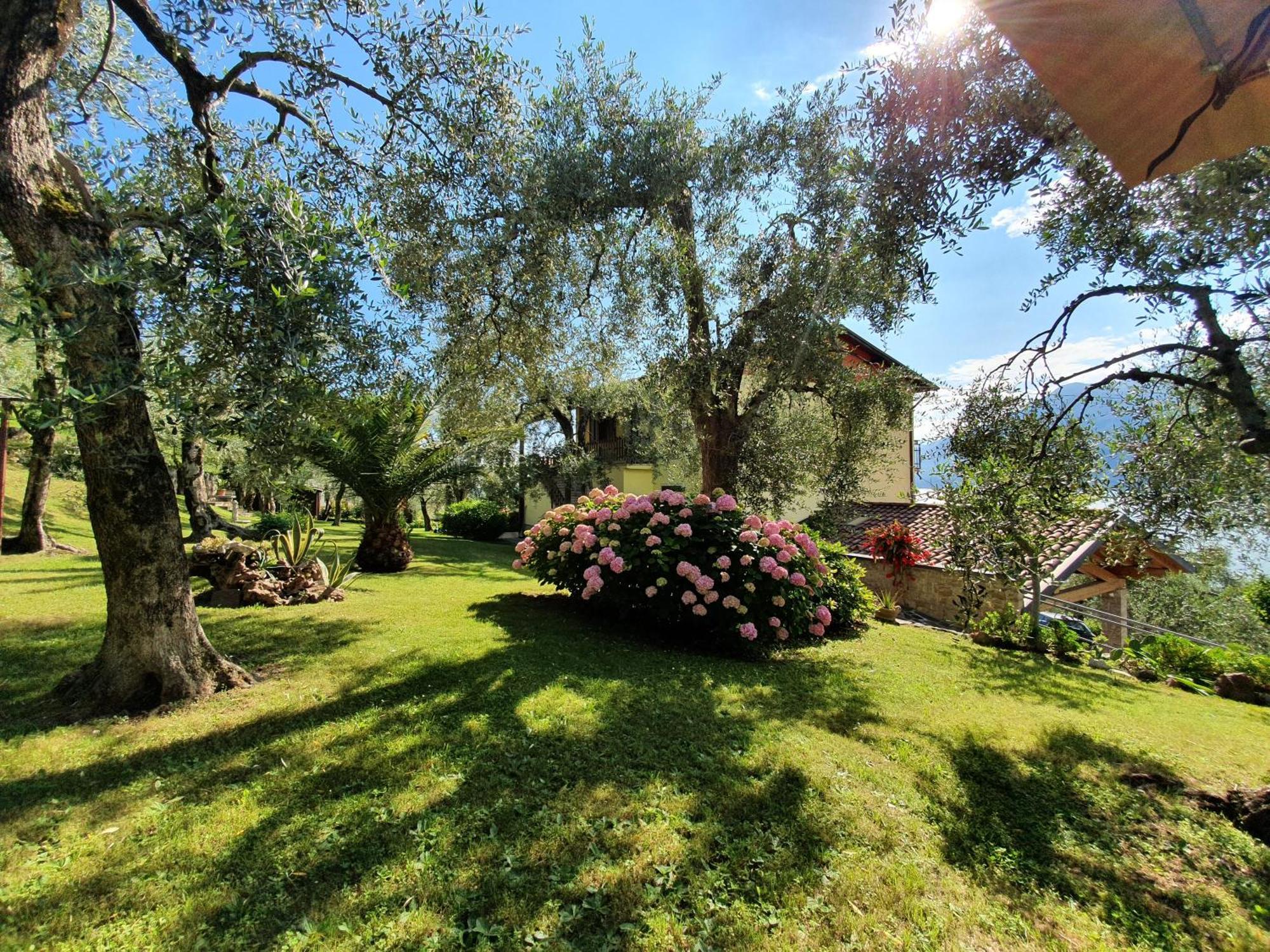 Apartamento Casa Valenti Brenzone sul Garda Exterior foto